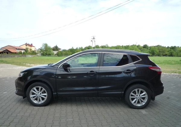 Nissan Qashqai cena 48700 przebieg: 239000, rok produkcji 2016 z Płock małe 407